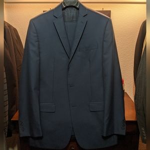 Calvin Klein Navy Blue 40l Suit